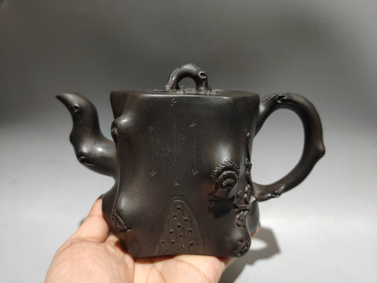 A0432 Chinese Yixing Zisha Clay Plum Flower Teapot w Artist Signed