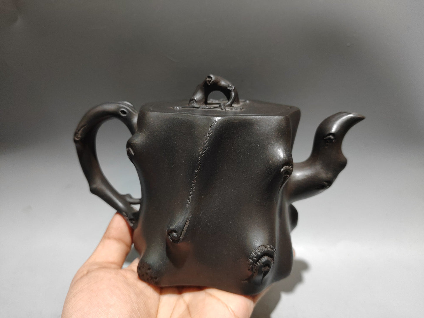 A0432 Chinese Yixing Zisha Clay Plum Flower Teapot w Artist Signed