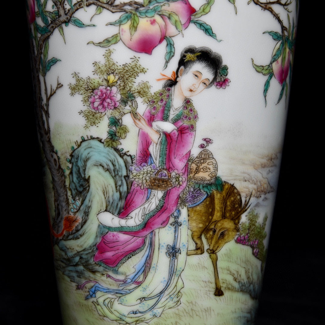 A0435 Chinese Gilt Edge Famille Rose Figure & Kylin Design Porcelain Vase