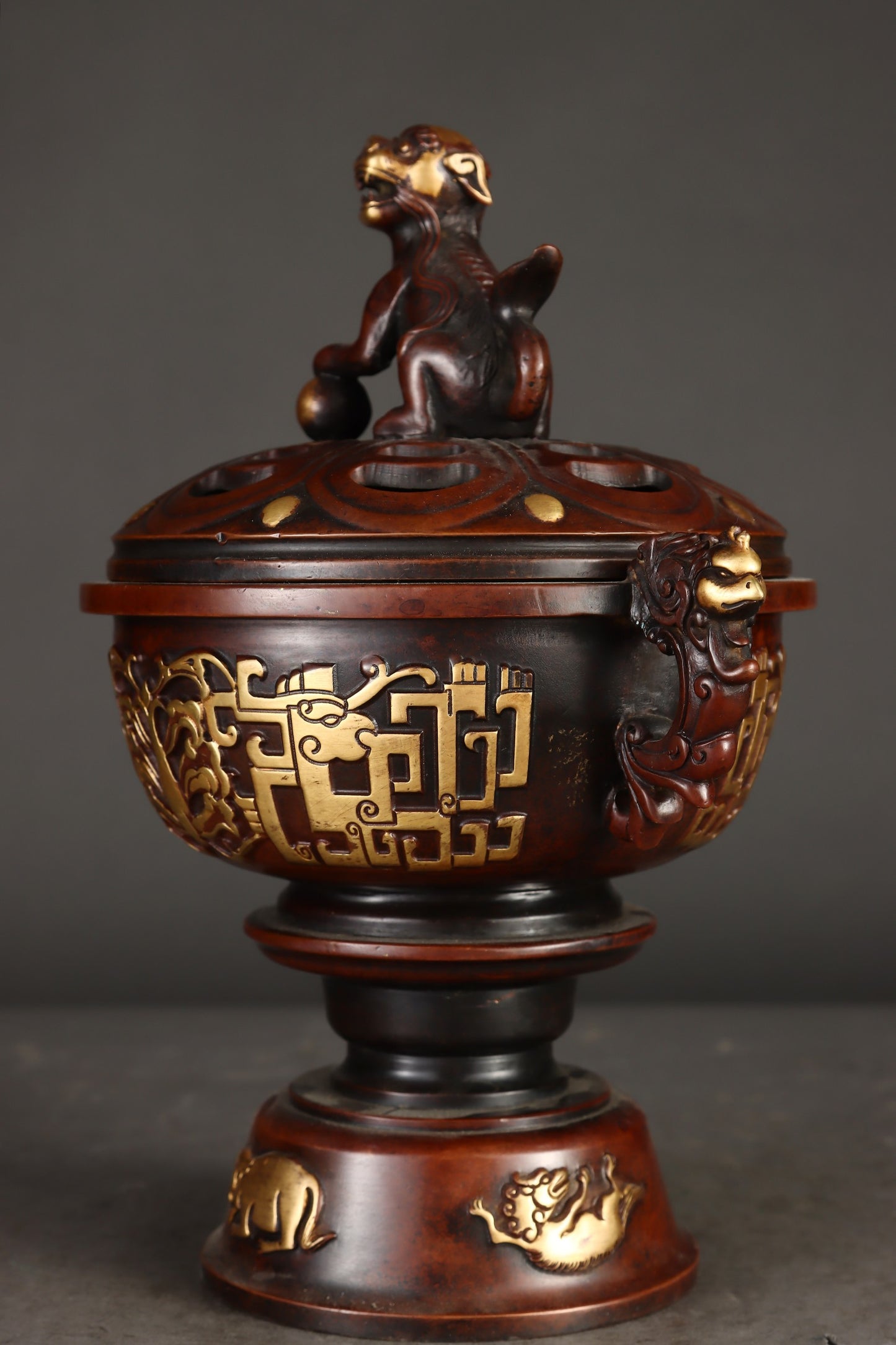 A0449 Chinese Ming Dynasty Gilt Gold Copper Low Relief Chi Dragon Design Double Ears Incense Burner