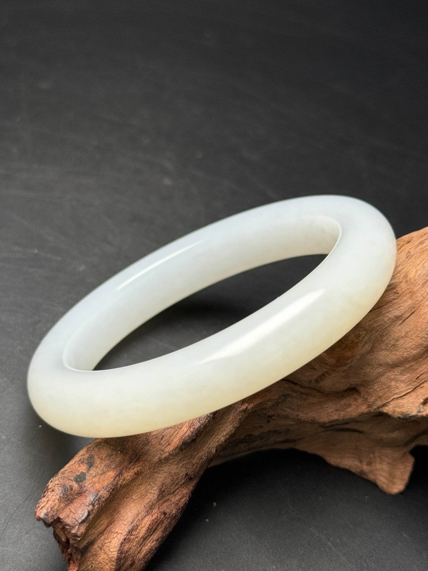 A0450 Inside Diameter 56MM Chinese Natural Hetian Jade Bracelet