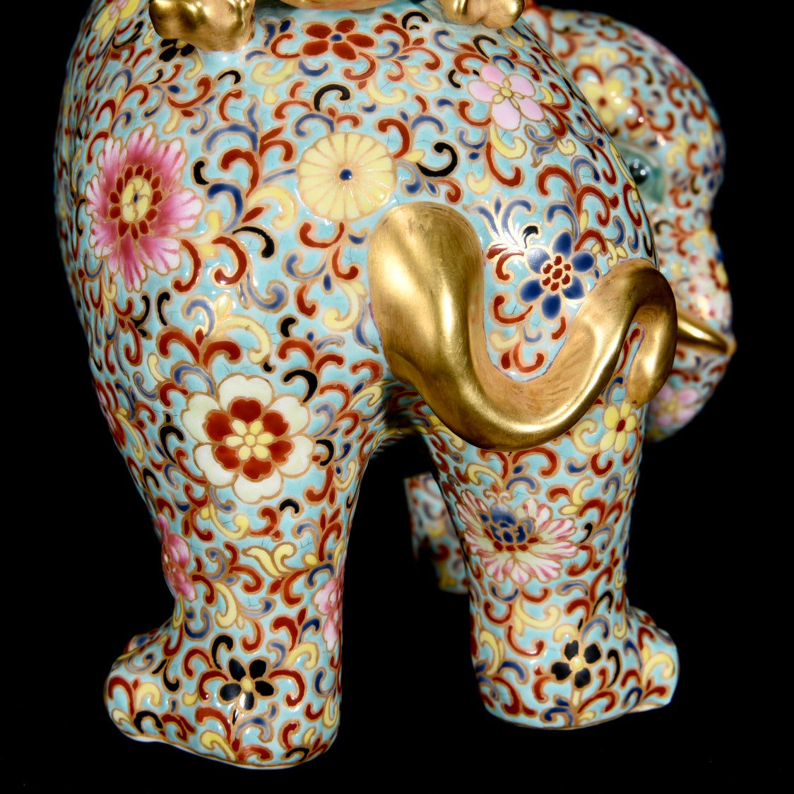 A0562 Superb Chinese Gilt Gold Famille Rose Enamel Fortune Elephant & Kid Porcelain Statue