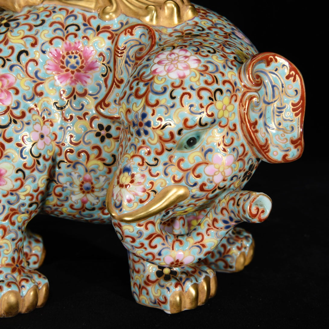 A0562 Superb Chinese Gilt Gold Famille Rose Enamel Fortune Elephant & Kid Porcelain Statue