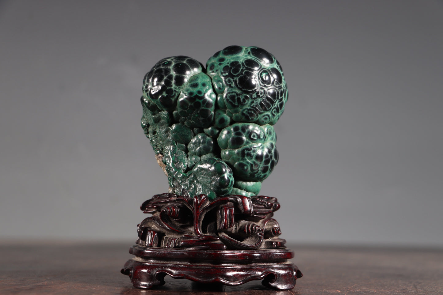 A0572 Vintage Malachite Original Stone Statue
