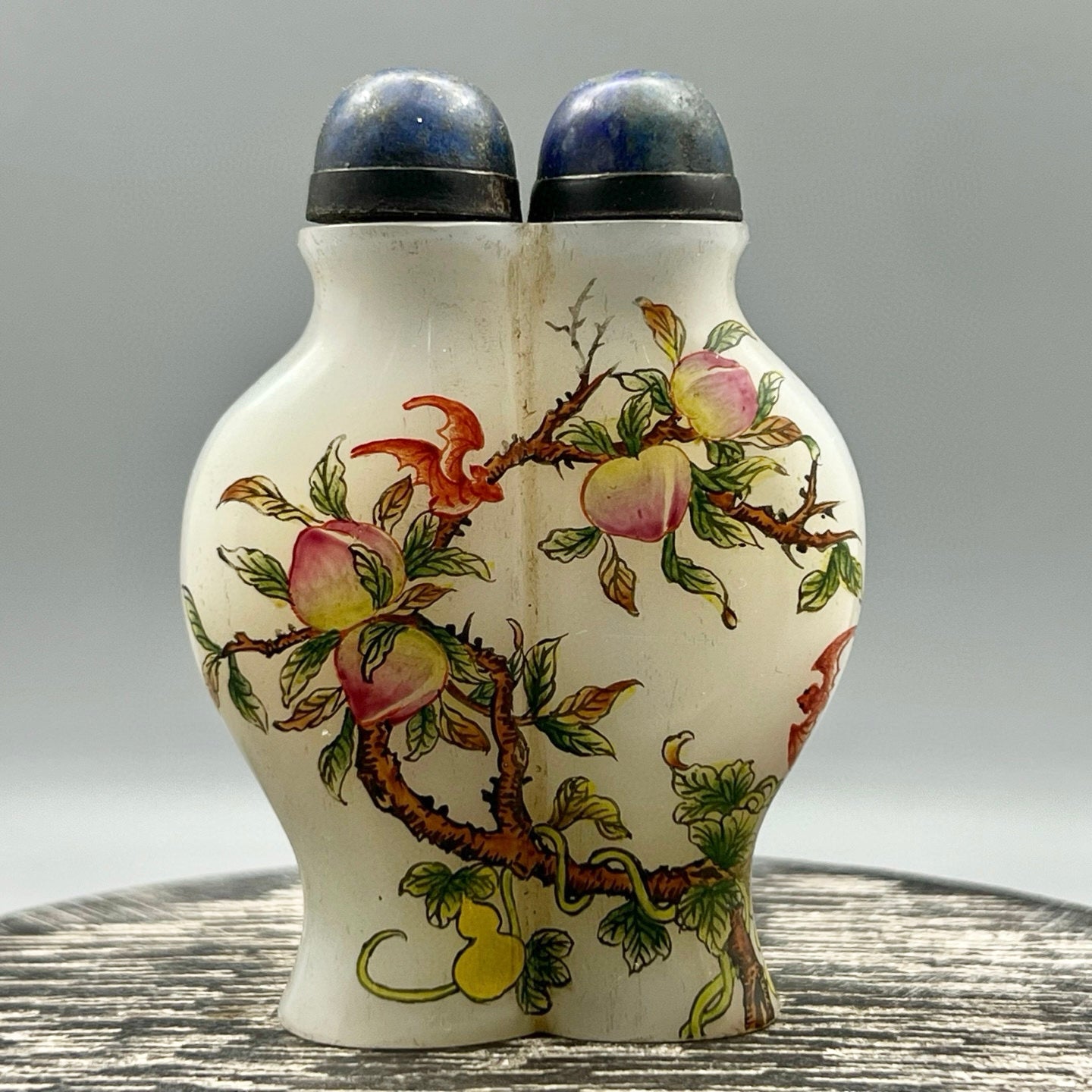 A0617 Chinese Peking Glass Colored Drawing Peach & Gourd Design Conjoined Snuff Bottle