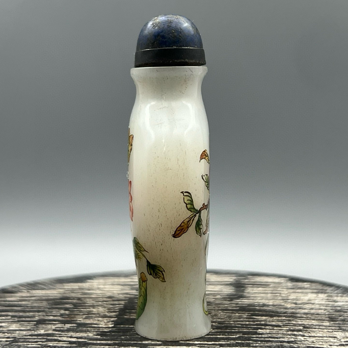 A0617 Chinese Peking Glass Colored Drawing Peach & Gourd Design Conjoined Snuff Bottle