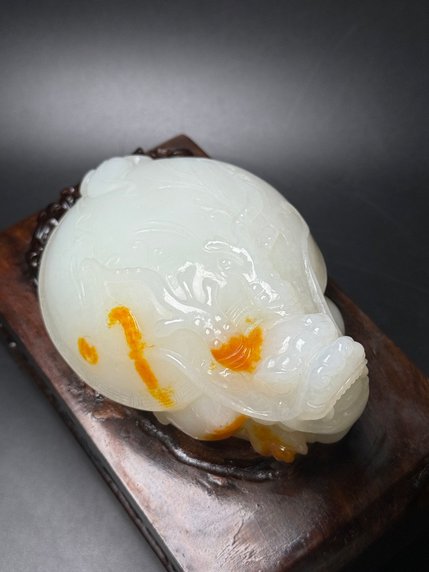 A0760 Superb Chinese White Hetian Jade Carved Dragon Turtle Statue