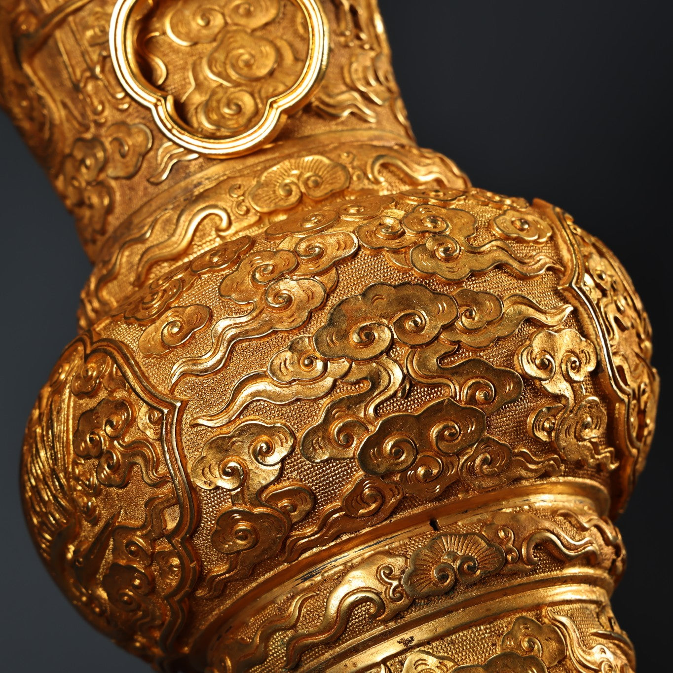 A0772 Vintage Chinese Gilt Gold Copper Low Relief Crane Design Vase