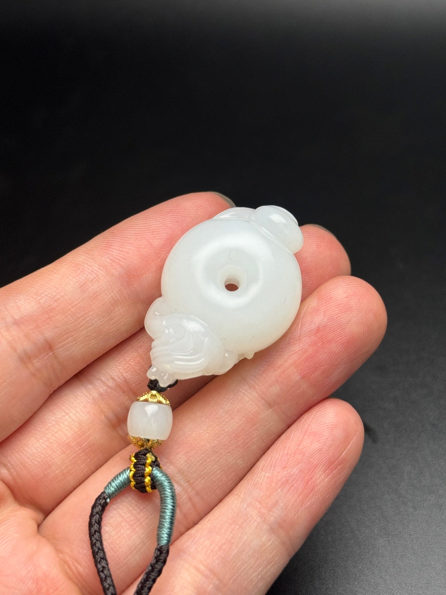 A0803 Superb Chinese Hetian Jade Carved Fortune Dragon Pendant