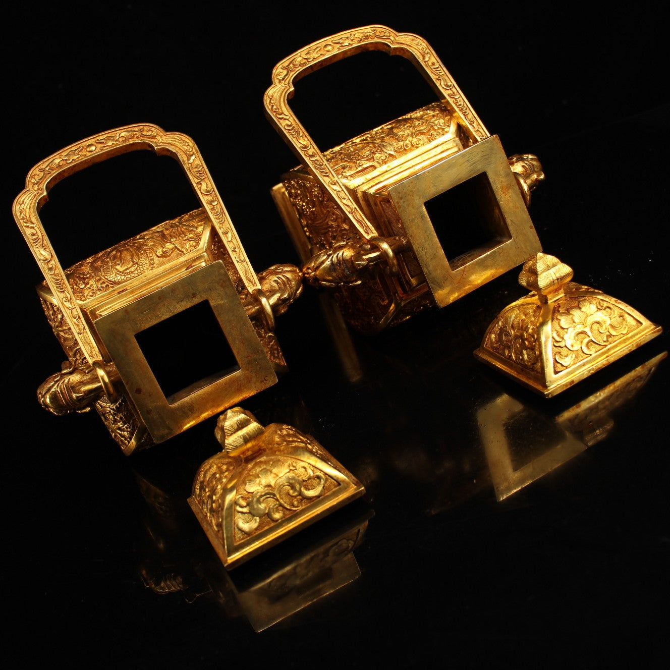 A0823 A Pair Vintage Chinese Gilt Gold Copper Low Relief Dragon & Phoenix Handle Vase
