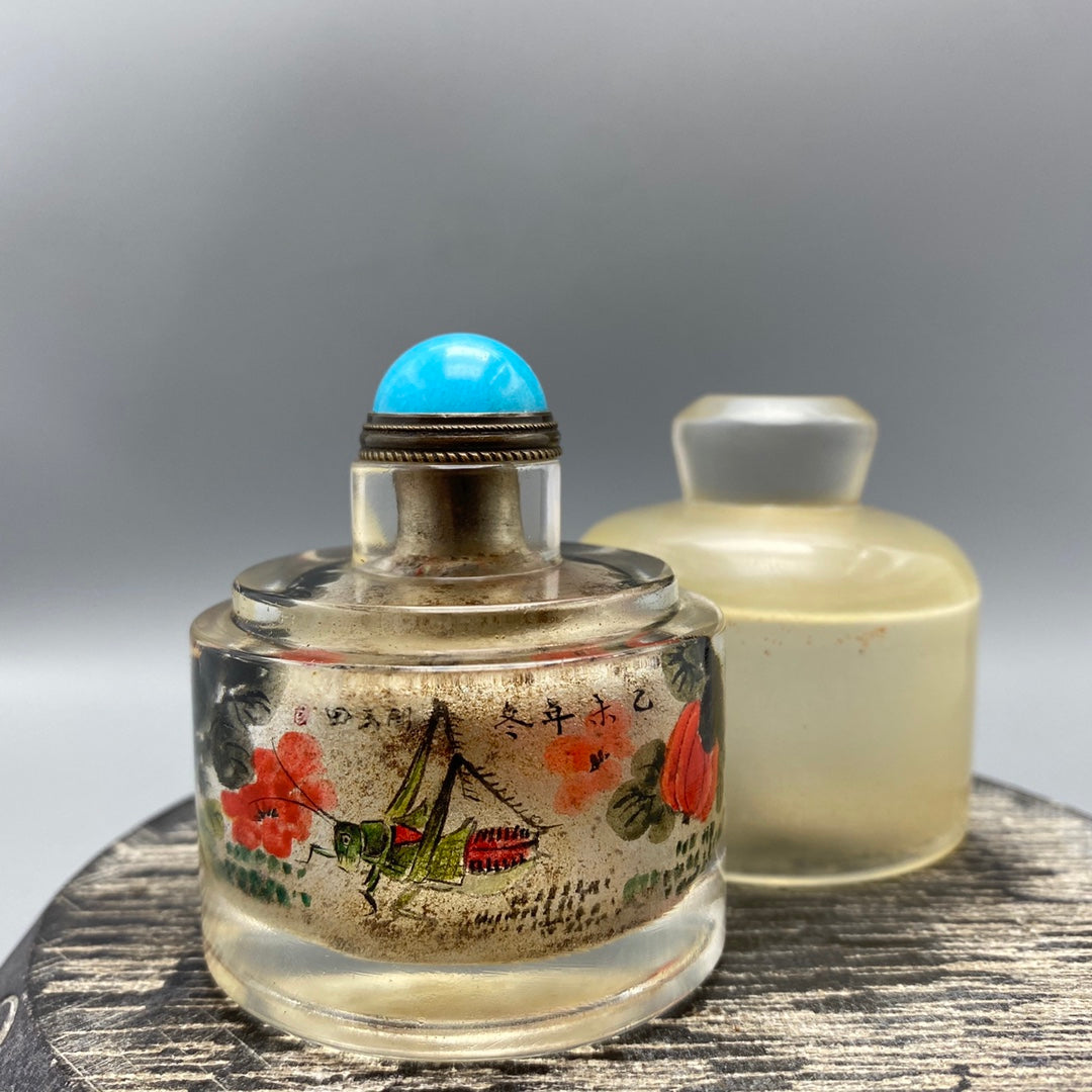 A0848 Old Chinese Peking Glass Inside Painting Locust Design Snuff Bottle w Lid