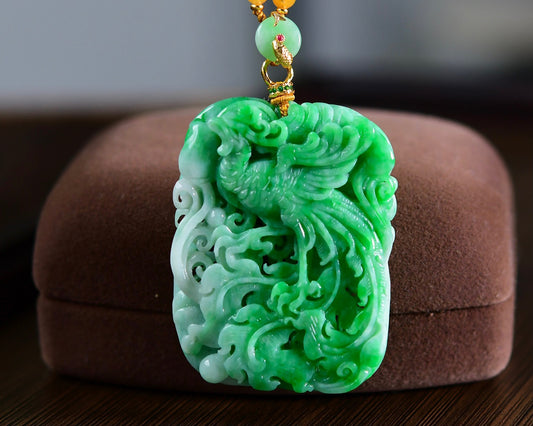 A0853 Exquisite Green Jadeite Carved Phoenix Pendant w Beads Necklace