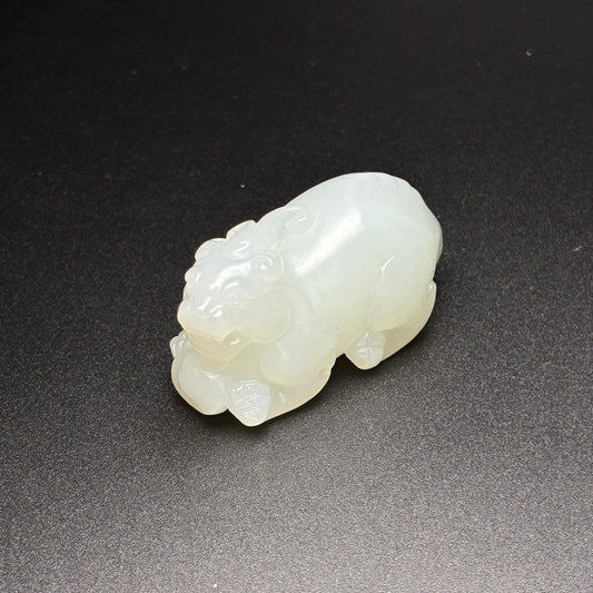 A0860 Chinese Hetian Jade Carved Fortune Pixiu Pendant