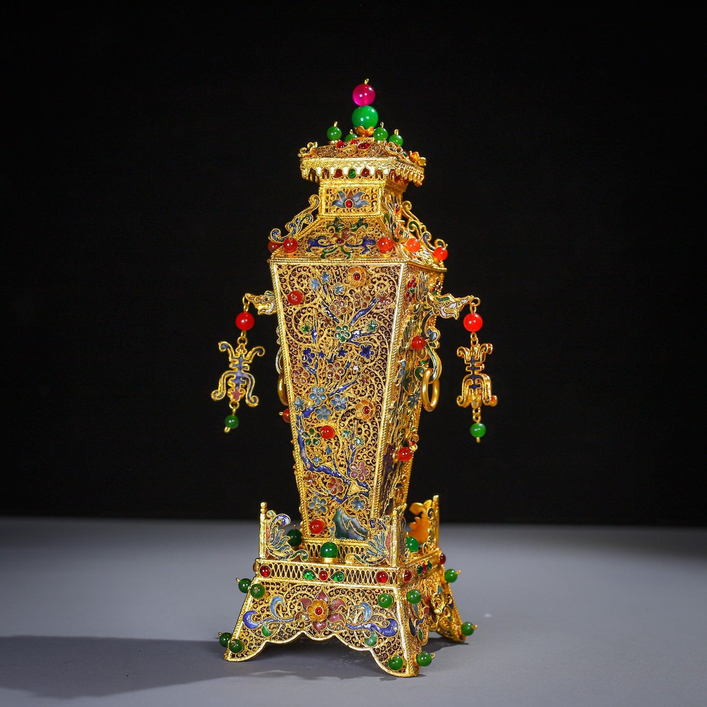A0878 A Pair Exquisite Gold Wires Enamel Inlay Gems Vase