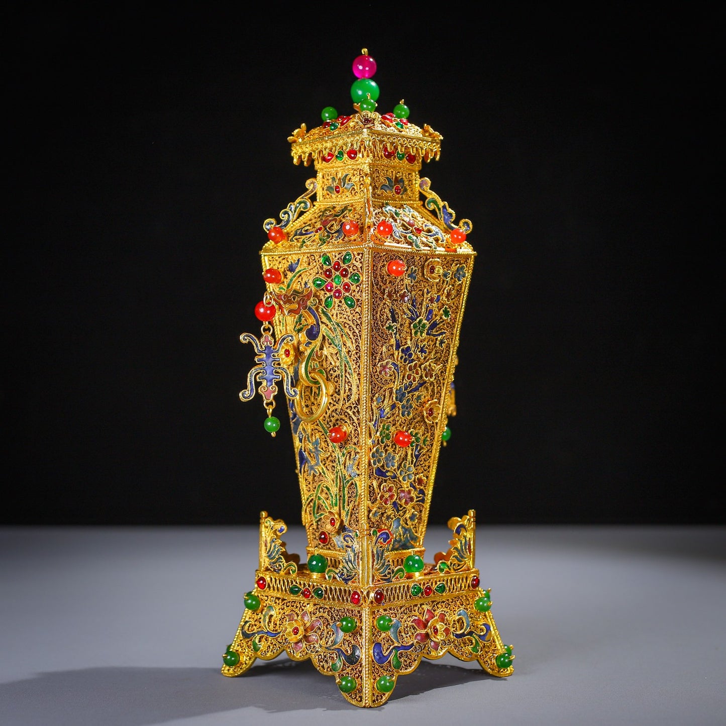 A0878 A Pair Exquisite Gold Wires Enamel Inlay Gems Vase