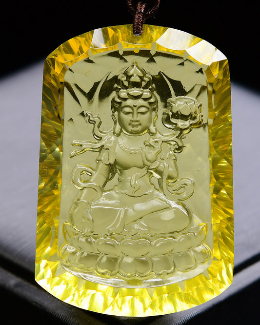 A0899 Exquisite Yellow Crystal Carved Lotus Flowe Kwan-yin Pendant