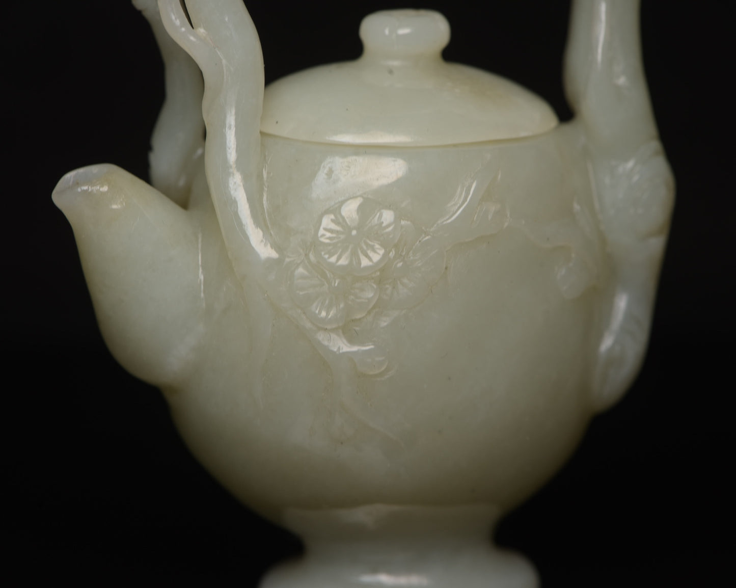 A0918 Superb Chinese Hetian Jade Carved Magpie Handle Teapot