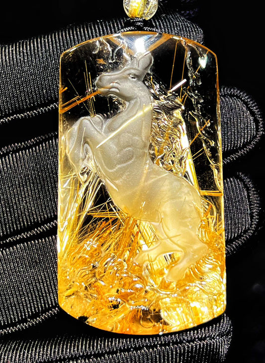A1015 Exquisite Titanium Crystal Carved Fortune Horse Pendant