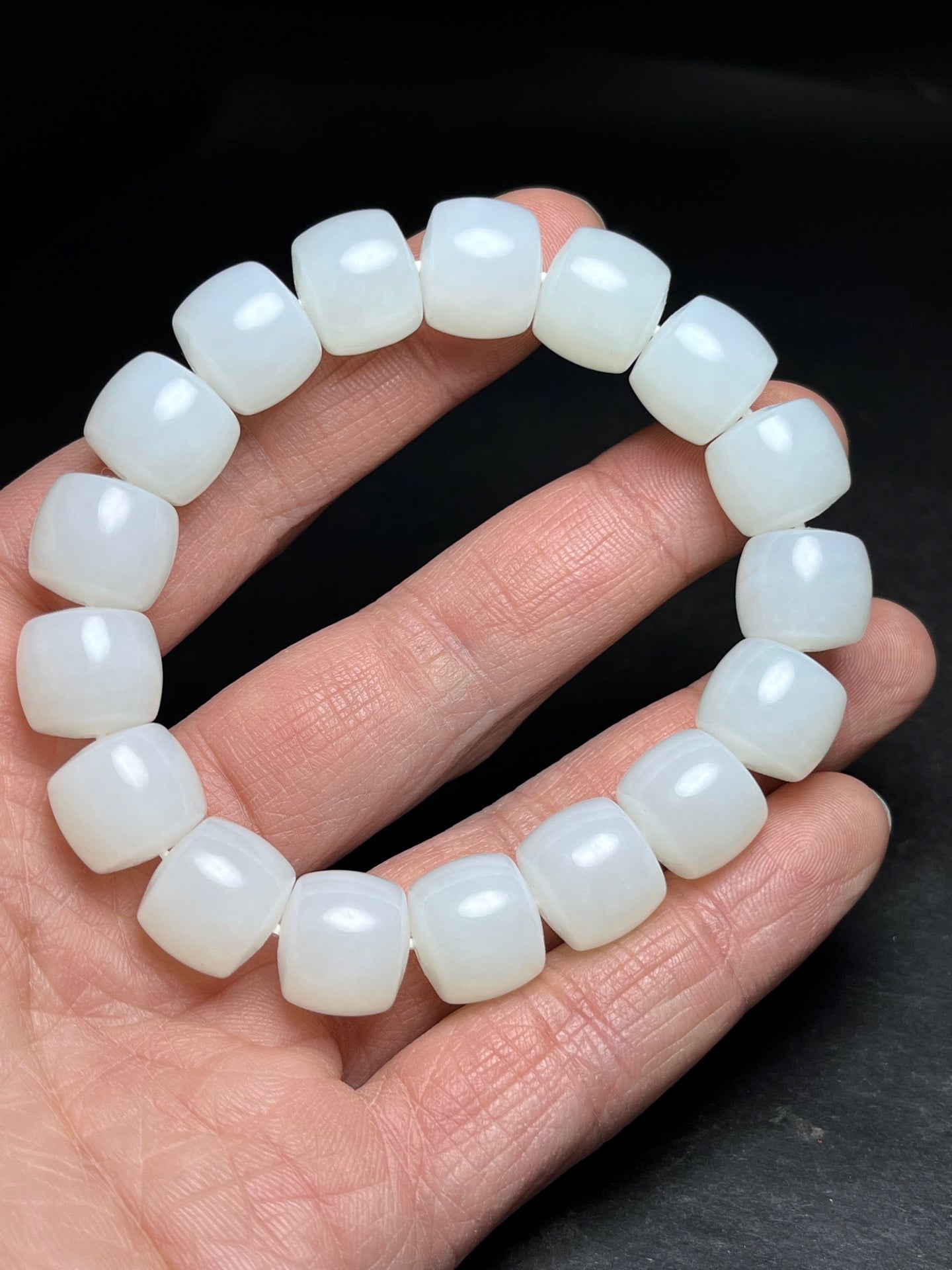 A1025 Superb Chinese Hetian Jade Beads Bracelet