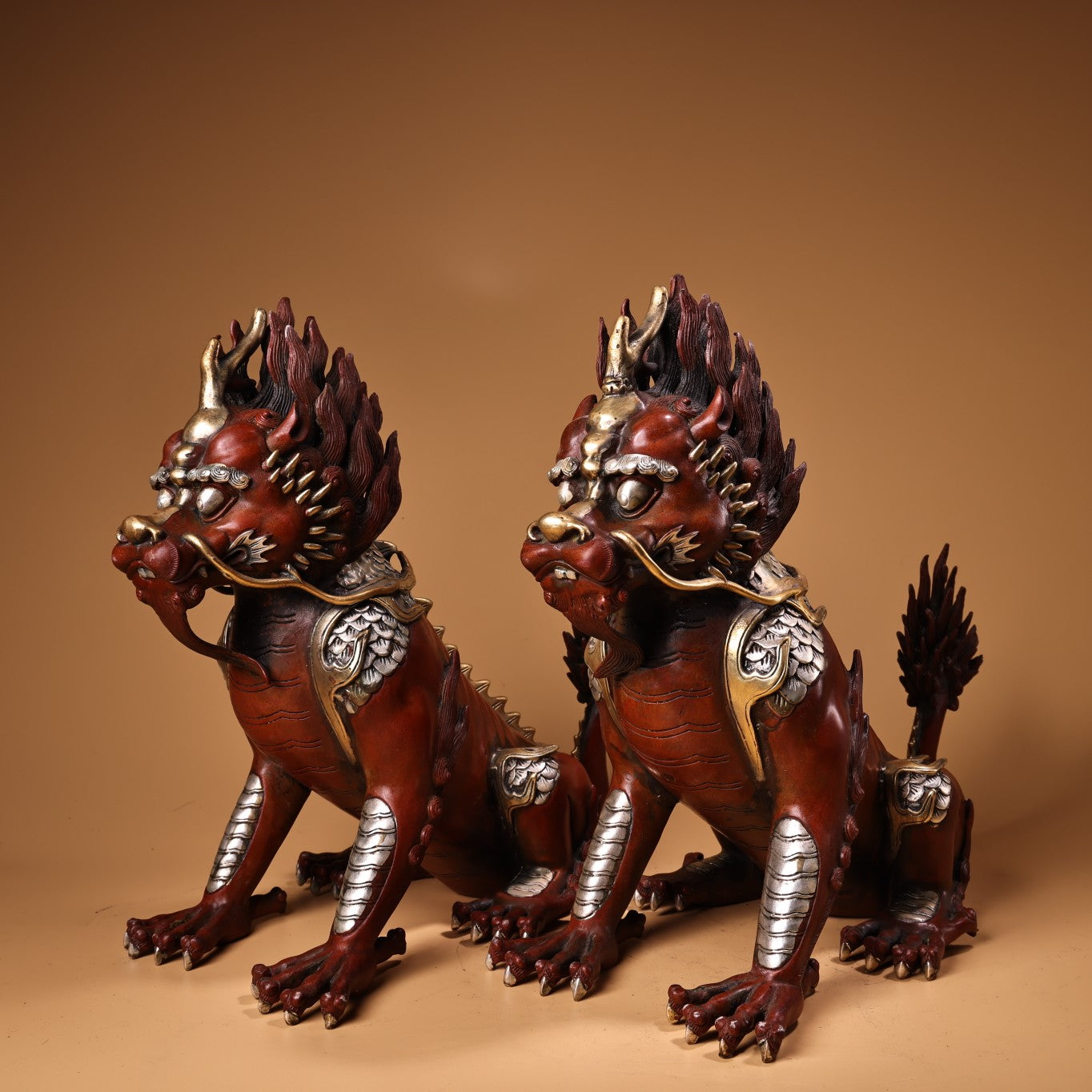 A1027 A Pair Chinese Silver Plated Gilt Gold Copper Fortune Kylin Statues