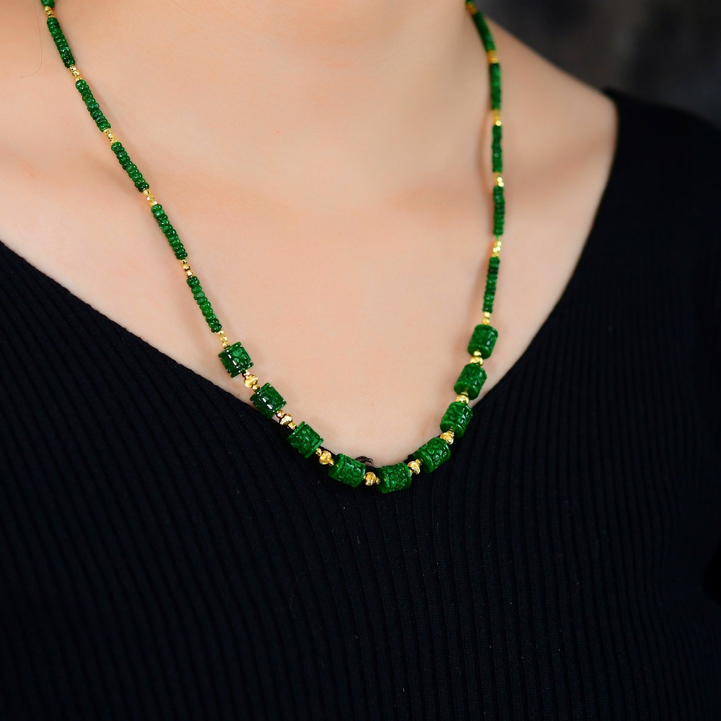 A1089 Exquisite Jadeite Beads Necklace