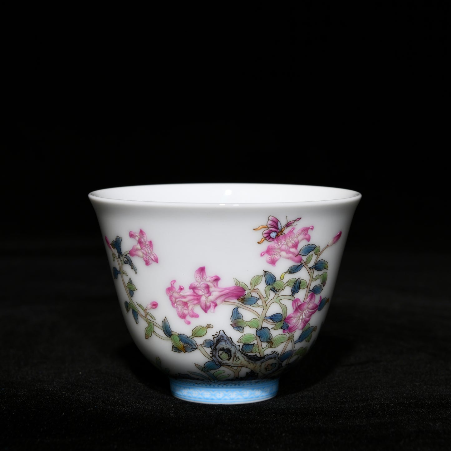 A1262 A Set 12 Chinese Qing Dynasty Famille Rose Flowers Bird Design Porcelain Cups