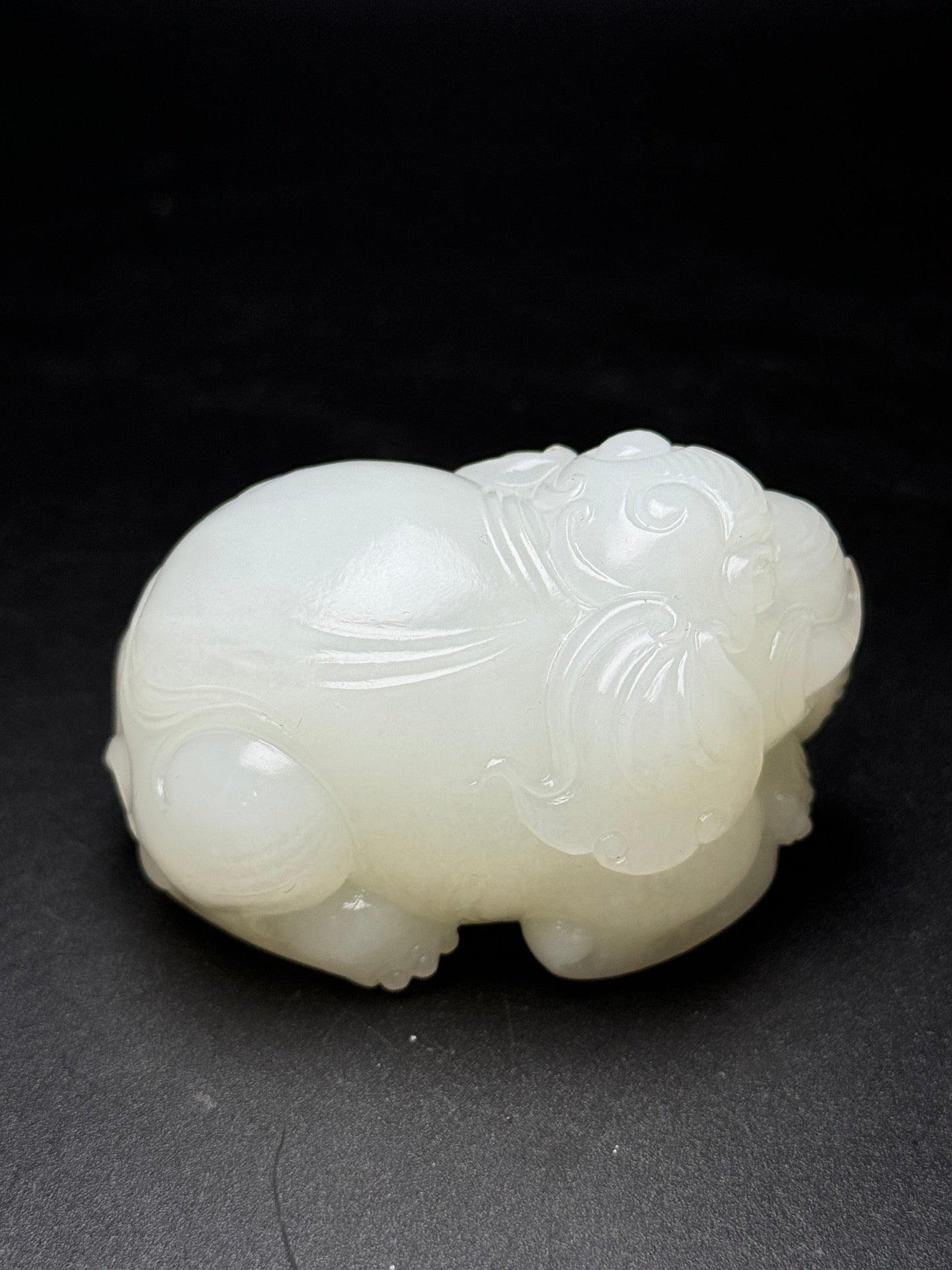 A1280 Superb Chinese White Hetian Jade Carved Fortune Elephant Statue