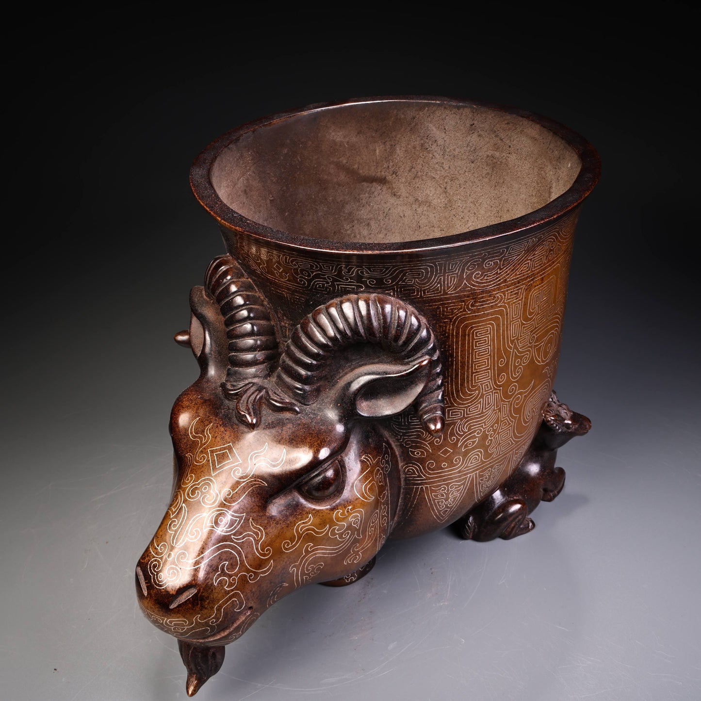 A1299 Vintage Chinese Copper Inlay Silver Wires Sheep Head Brush Pot