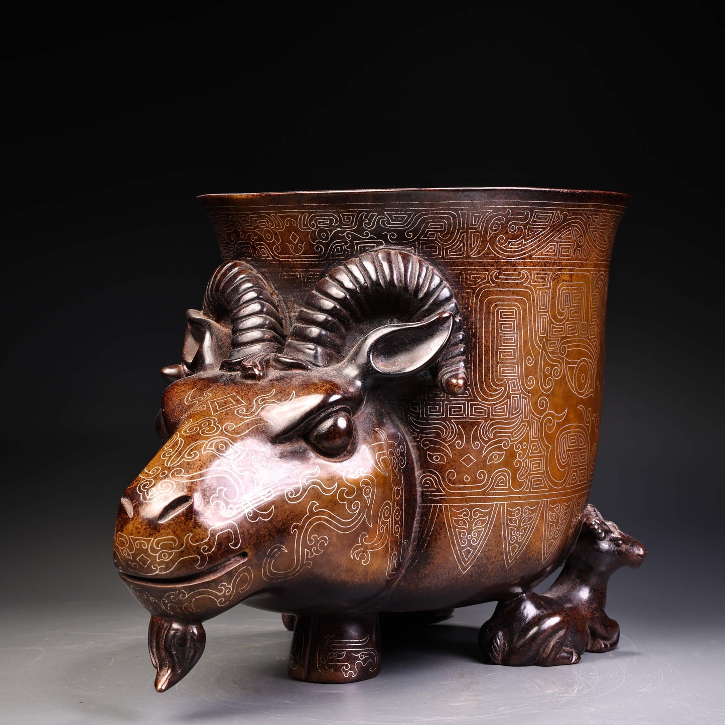 A1299 Vintage Chinese Copper Inlay Silver Wires Sheep Head Brush Pot