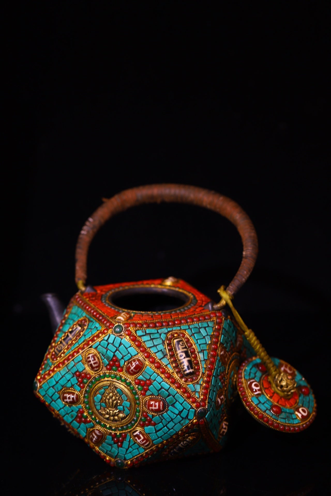 A1334 Tibetan Copper Inlay Turquoise & DZI Agate & Gems Handle Teapot