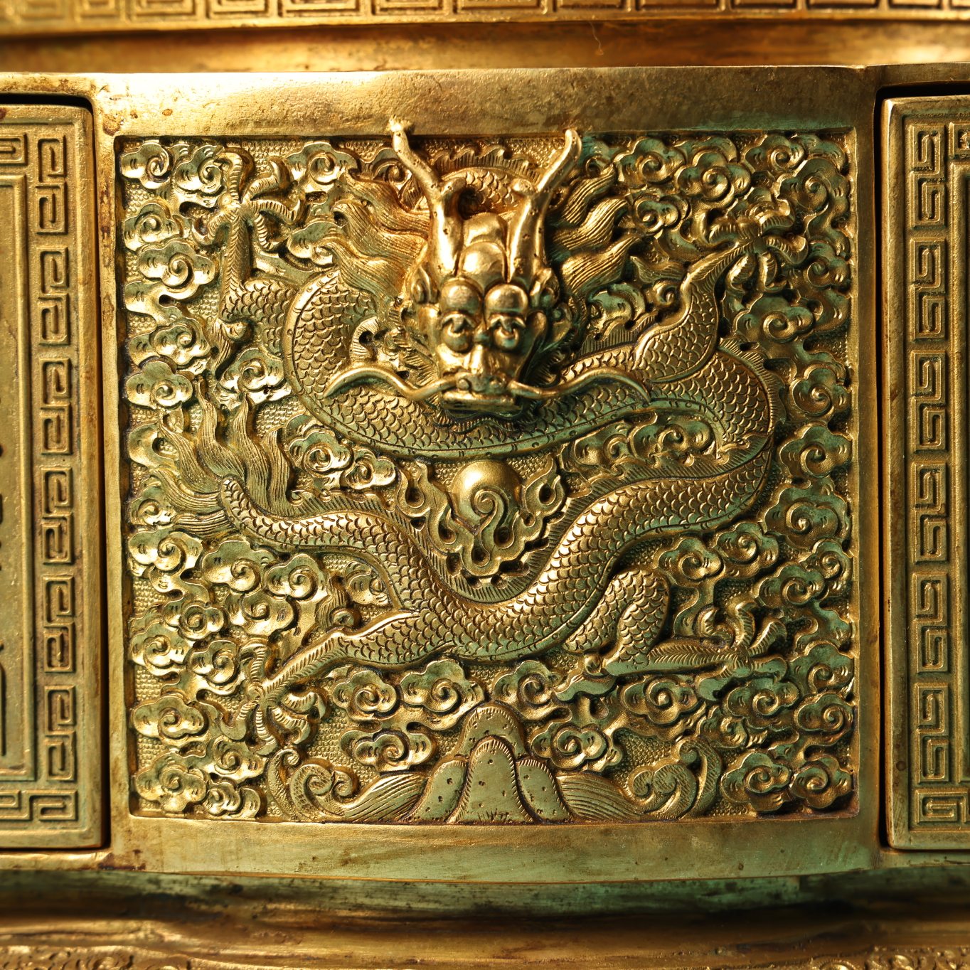 A1404 Vintage Chinese Gilt Gold Copper High Relief Fortune Dragon Incense Burner