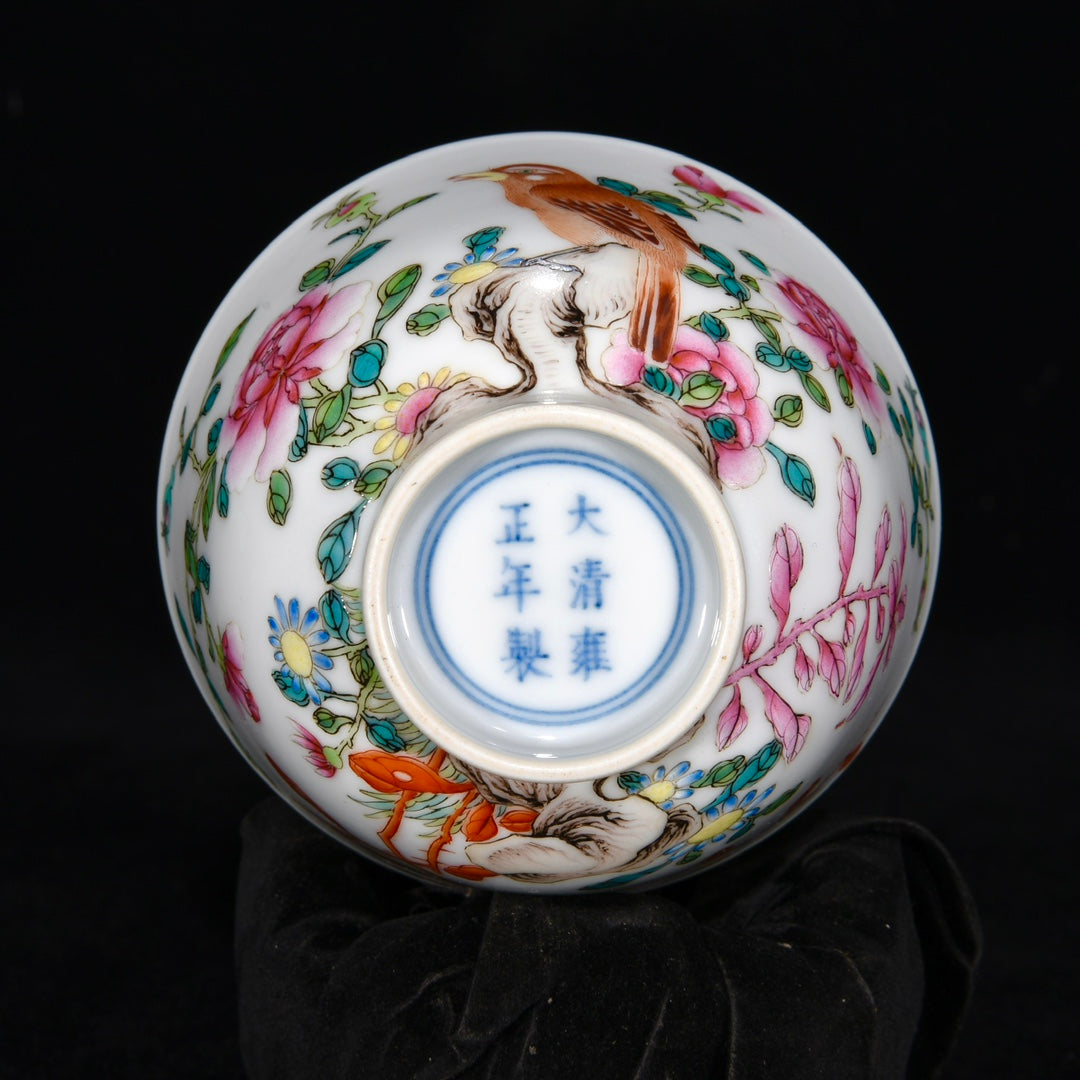 A1493 A Pair Chinese Qing Dynasty Famille Rose Flowers Bird Design Porcelain Cups