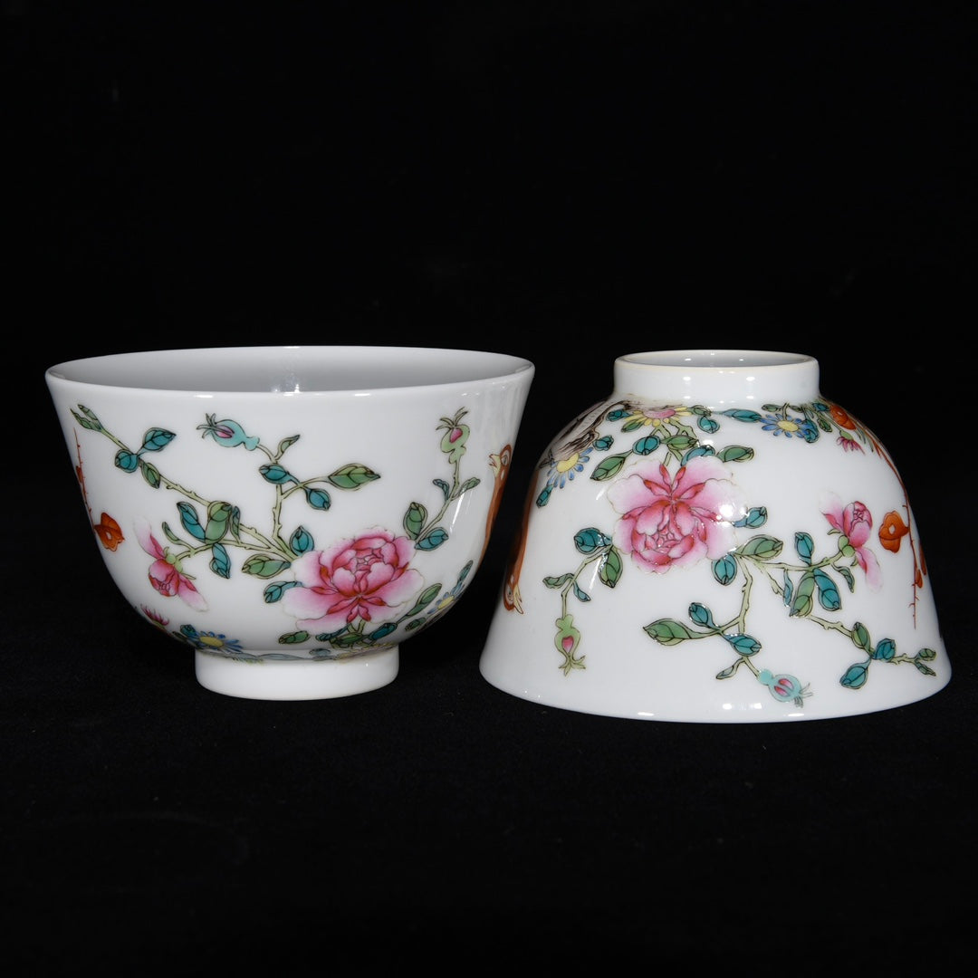 A1493 A Pair Chinese Qing Dynasty Famille Rose Flowers Bird Design Porcelain Cups