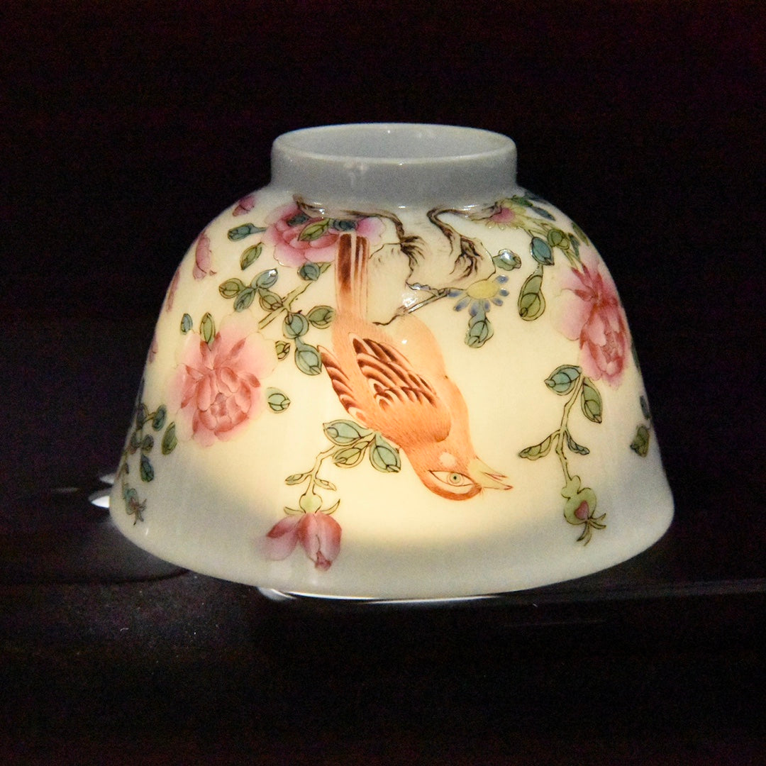 A1493 A Pair Chinese Qing Dynasty Famille Rose Flowers Bird Design Porcelain Cups