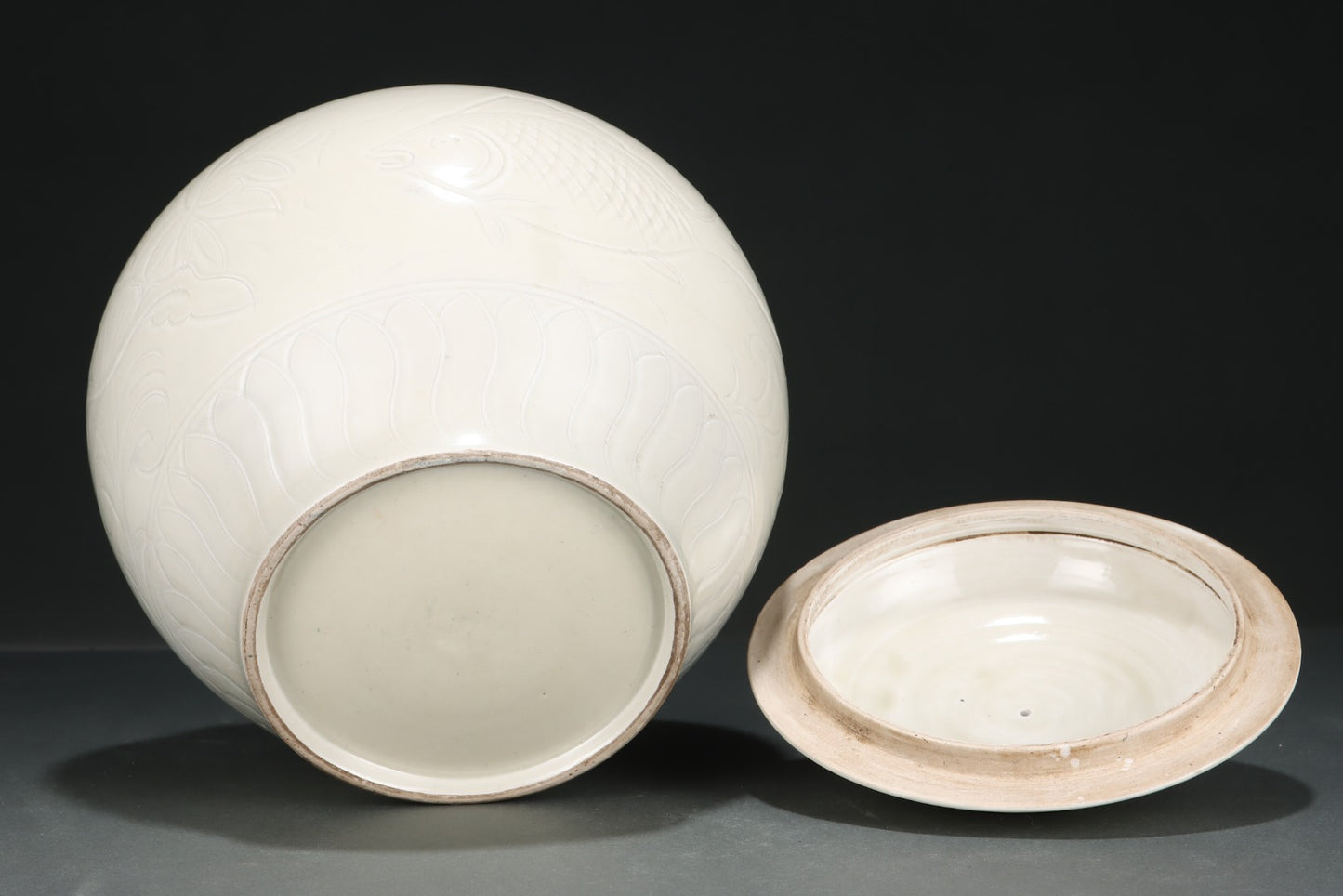A1570 Chinese Ding Kiln White Glaze Porcelain Pot