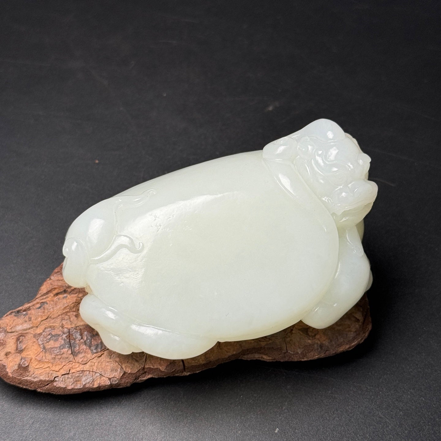 A1624 Superb Chinese Hetian Jade Carved Dragon Turtle Statue