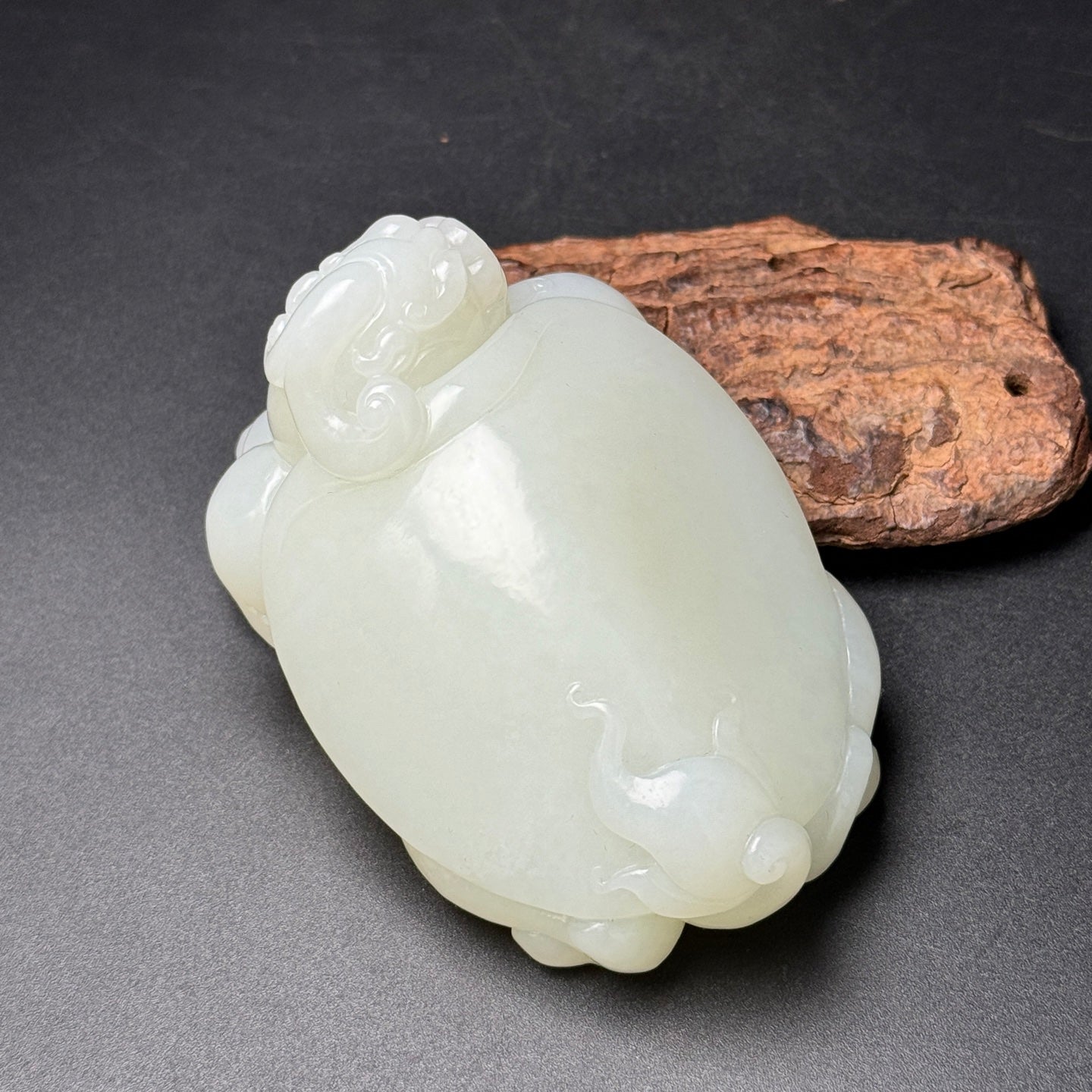 A1624 Superb Chinese Hetian Jade Carved Dragon Turtle Statue