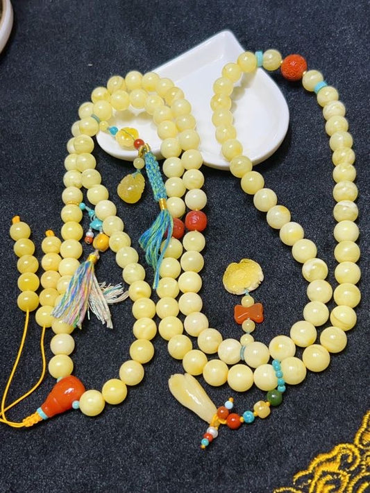 A1626 Beautiful Beeswax & Nanhong Agate Beads Neckalce