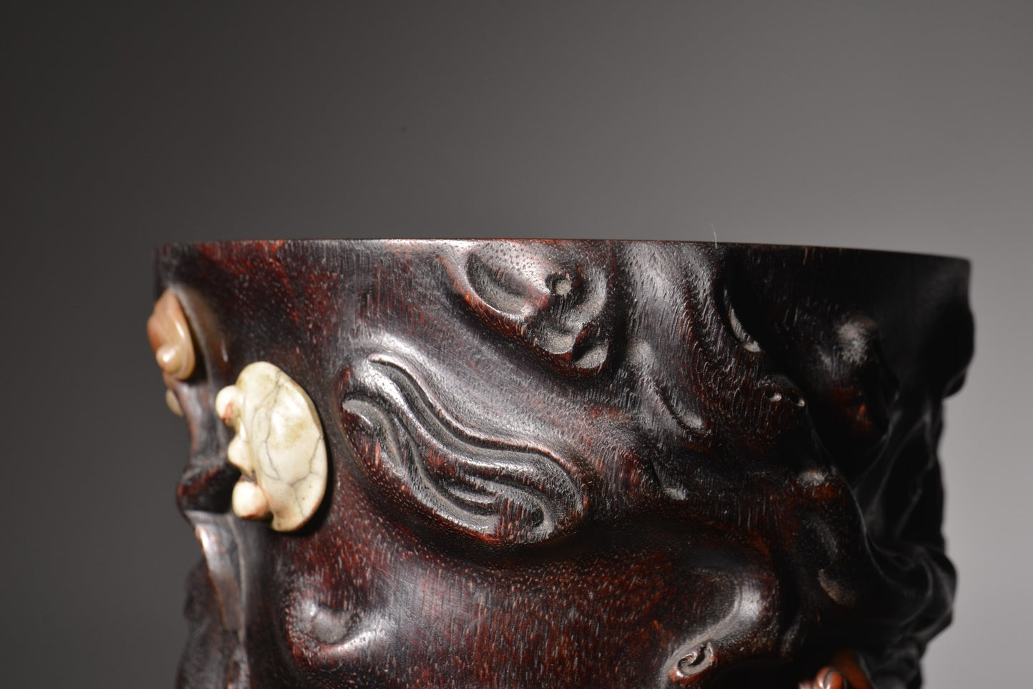 A1627 Chinese Chenxiang Wood Inlay Shoushan Stone Ruyi Brush Pot
