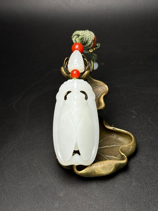 A1628 Superb Chinese White Hetian Jade Fortune Cicada Pendant
