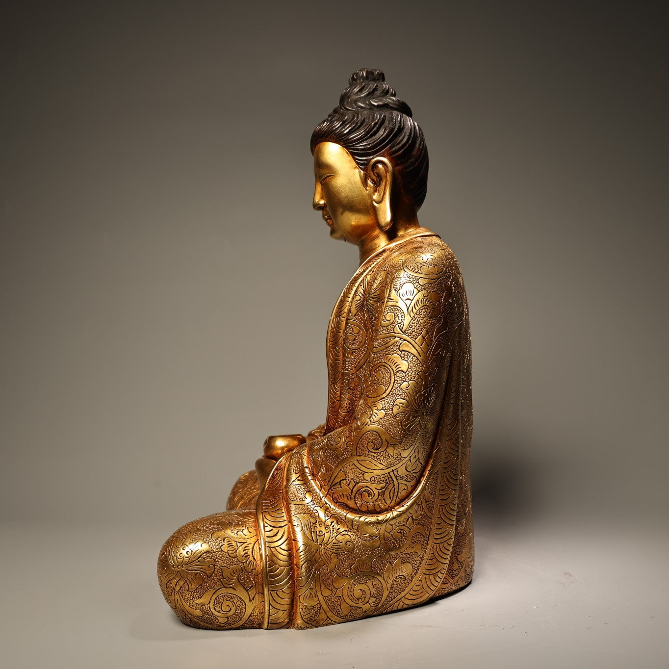 A1635 Vintage Chinese Gilt Gold Copper Kwan-yin Statue