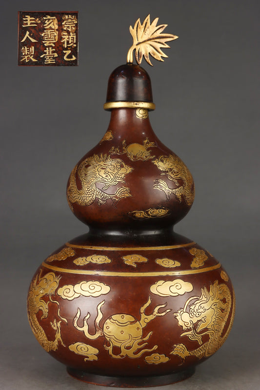 A1708 Vintage Chinese Gilt Gold Copper Fortune Dragon Design Gourd Shape Vase