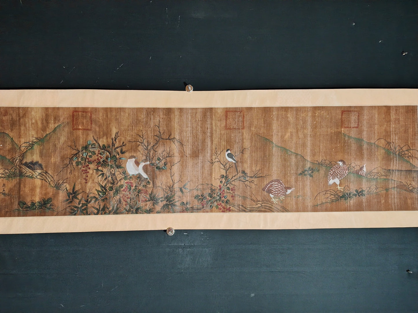 A1735 Chinese Watercolour On Silk Flowers Bird Design Painting - Zhao Meng Fu (1254－1322)