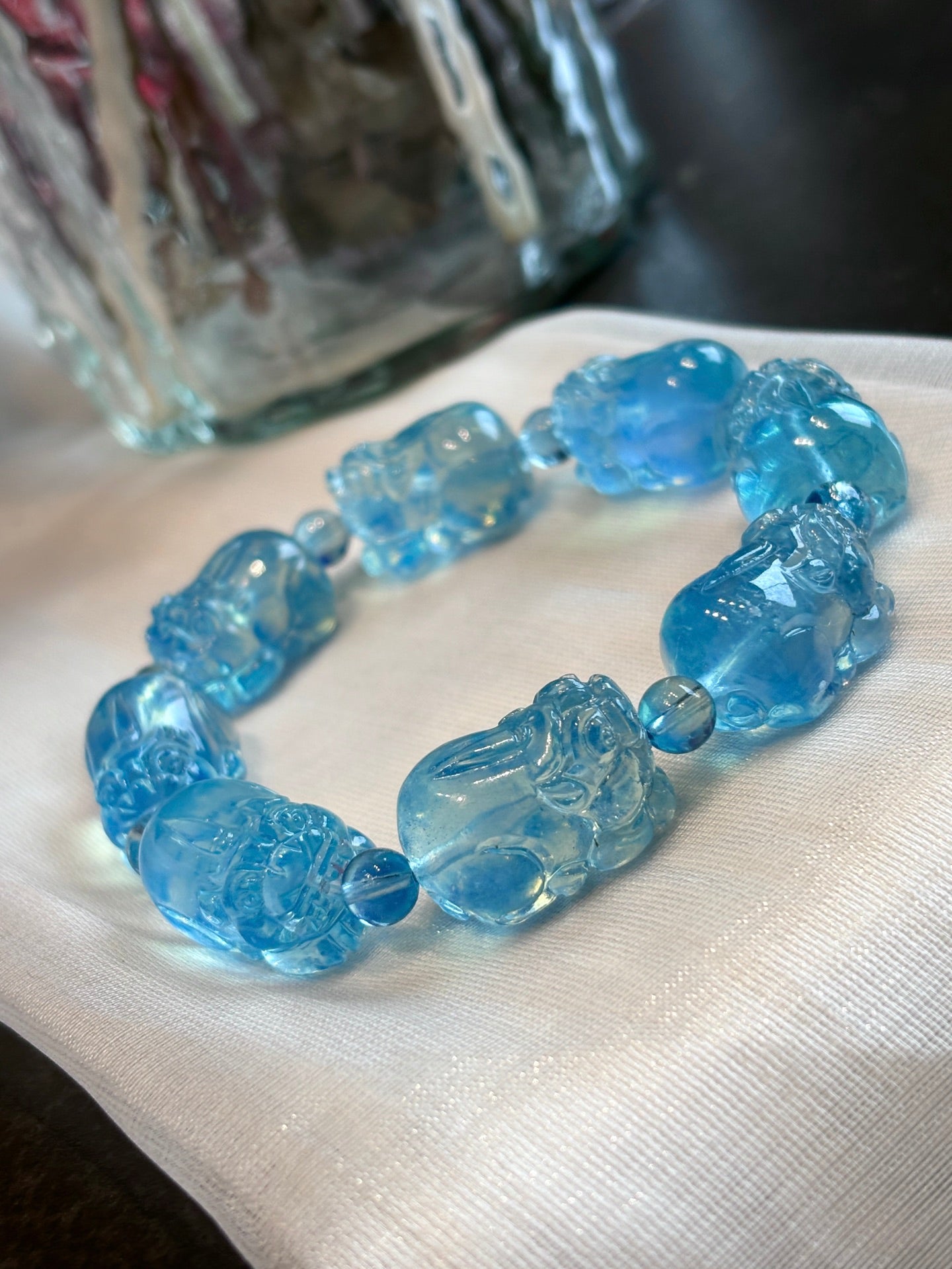 A1810 Beautiful Aquamarine Carved Fortune Pixiu Beads Bracelet