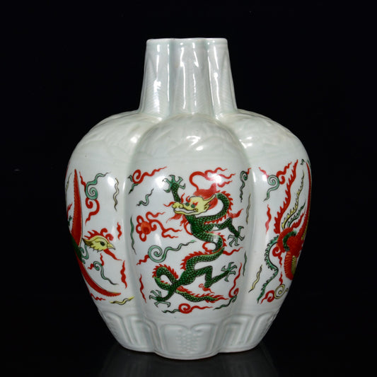 A1835 Chinese Wucai Dragon Phoenix Design Porcelain Vase