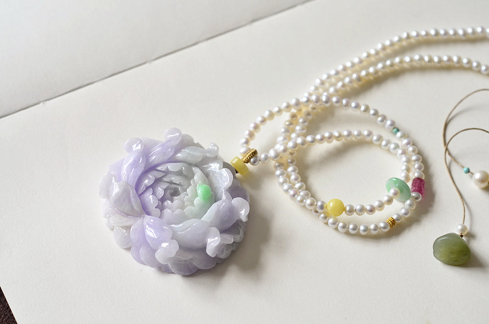 A1866 Exquisite Purple Jadeite Carved Peony Pendant w Pearl & Beeswax Beads Necklace
