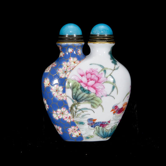 A1873 Chinese Qing Dynasty Gilt Gold Famille Rose Enamel Mandarin Ducks & Lotus Leaf & Lotus Flower Design Conjoined Porcelain Snuff Bottle