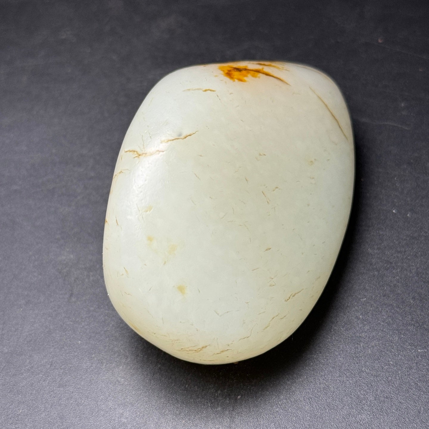 A1884 Chinese Hetian Jade Original Stone Statue