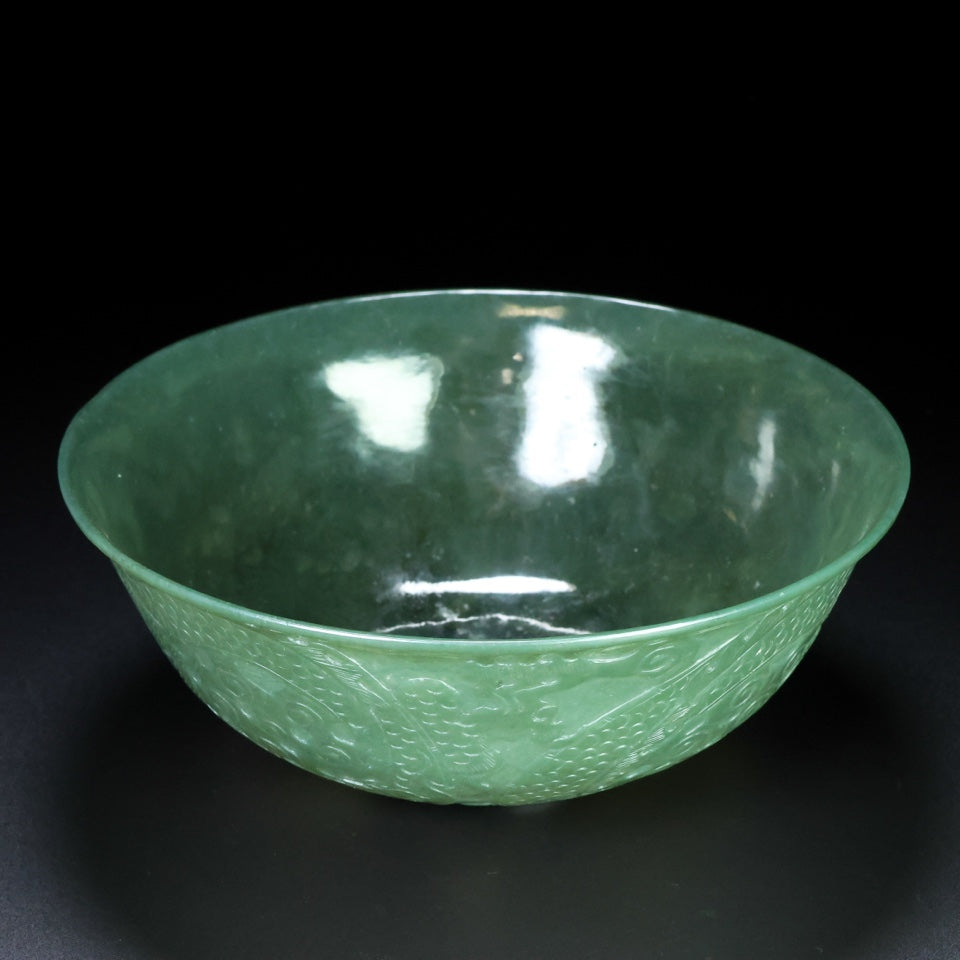 A1887 Vintage Chinese Green Hetian Jade Low Relief Fortune Dragon Bowl