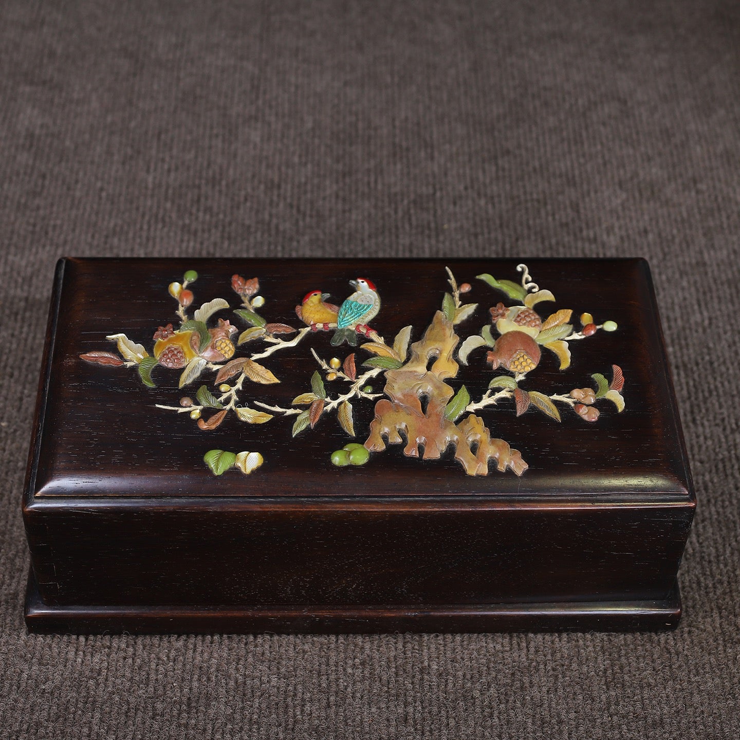 A1902 Chinese Zitan Wood Inlay Shoushan Stone Plum Flower & Magpie Design Jewellery Box